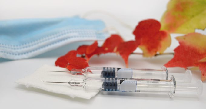 neelam279-injection-7533150_1920